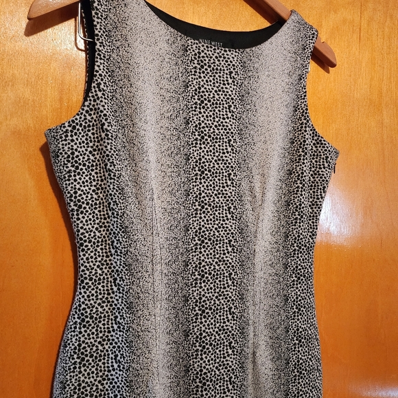size 2 Nine West Animal Print Fitted Dress - Picture 2 of 8